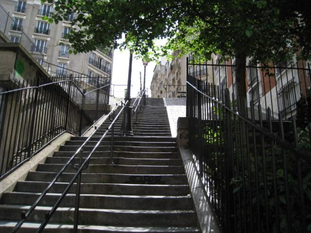 Quiet Apartment Hill Of Montmartre París Exterior foto